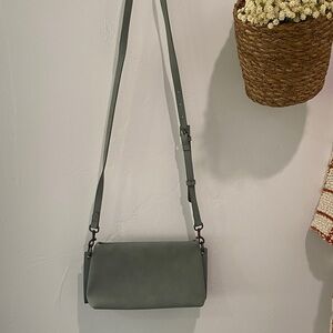 Universal Thread Teal Crossbody Clutch Purse